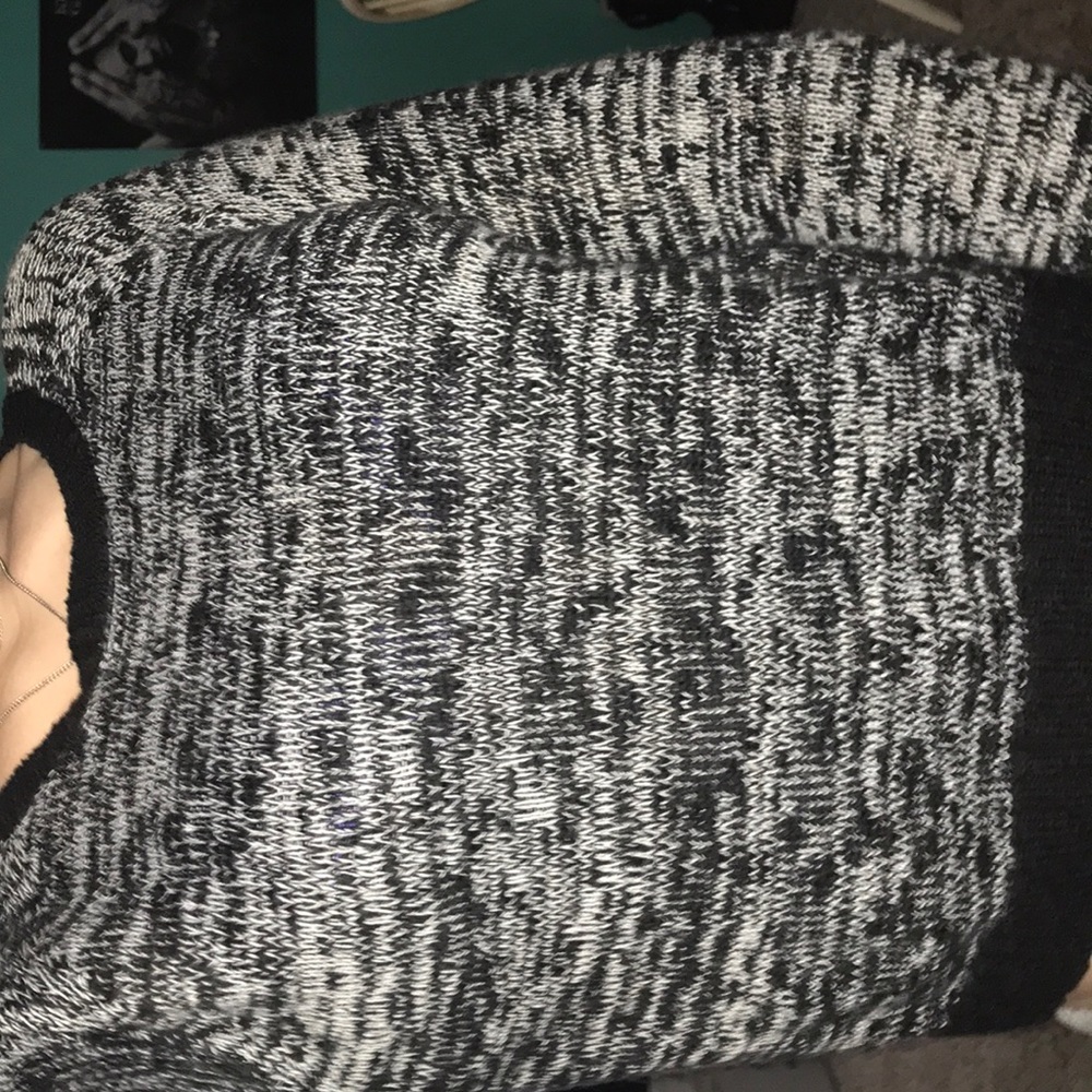 b&w sweater